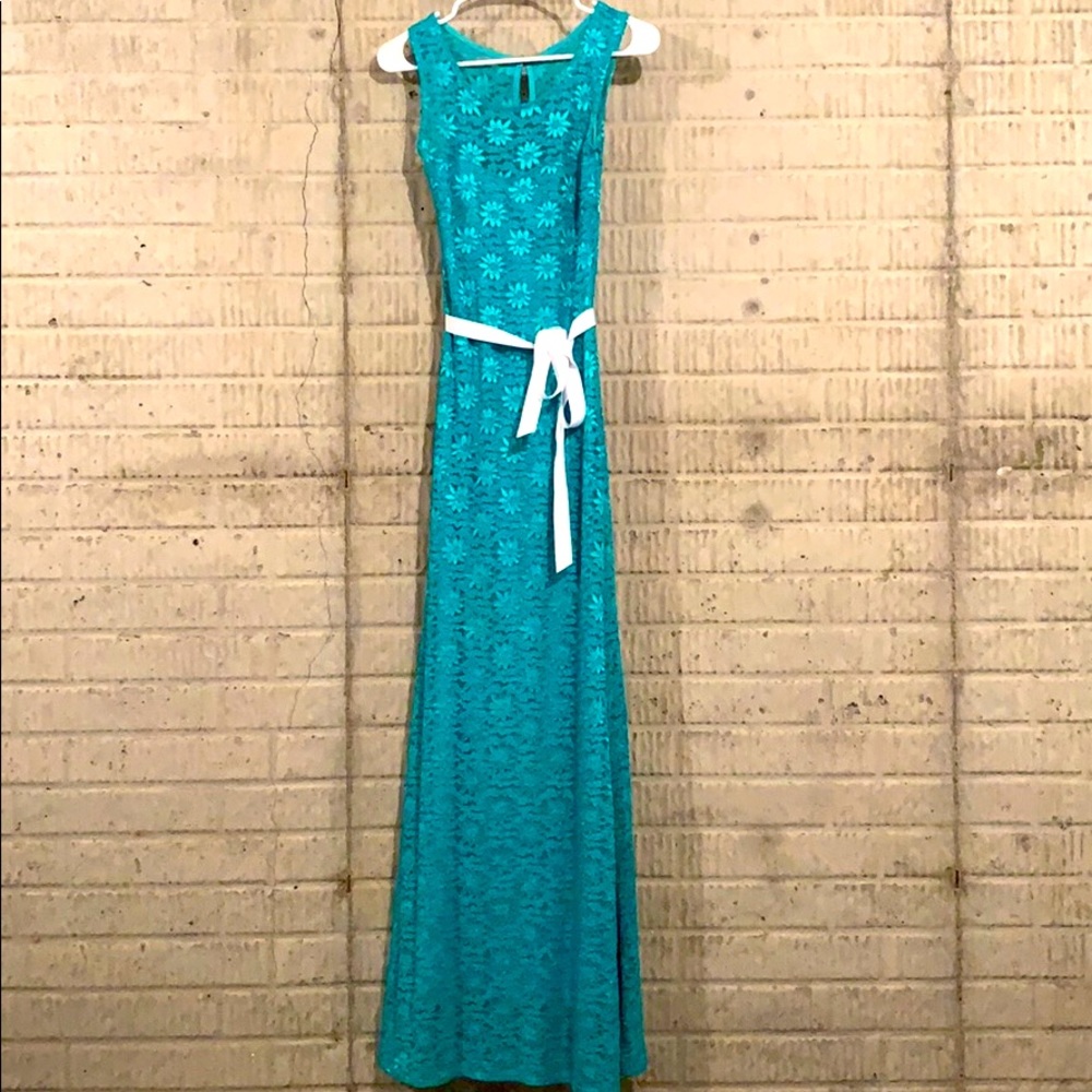 Turquoise Lace Maxi Dress